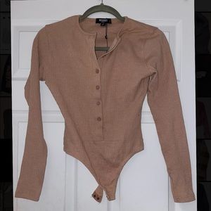MISSGUIDED Petite Shape Nude Long-Sleeve Bodysuit